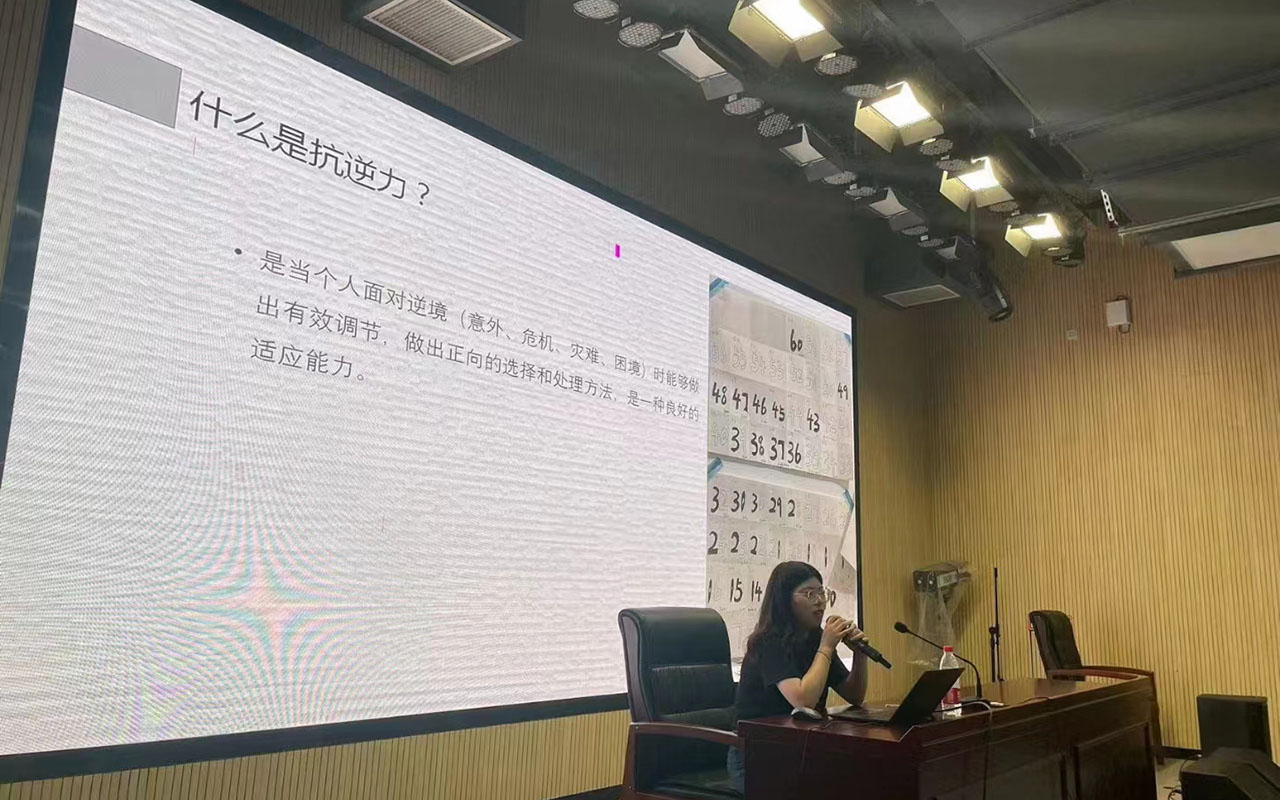 原阳董玉娣中学